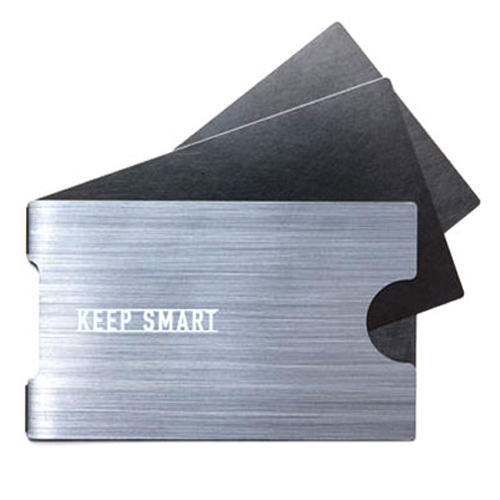 デキるビジネスマンの必携アイテム 極薄スマート名刺入れ「KEEP SMART」