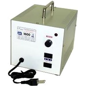 【納期目安：２週間】日章工業 SK-1600E アップ/ダウントランス(AC220⇔AC100V、1600W) (SK1600E)