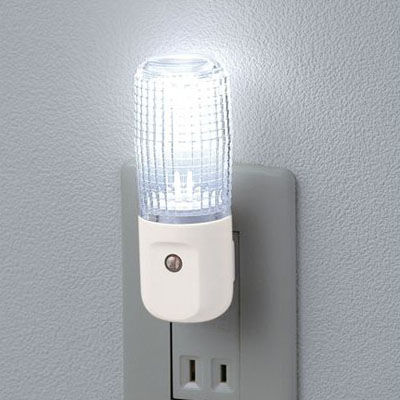 ELPA PM-L100W LEDセンサー付ライト (PML100W)