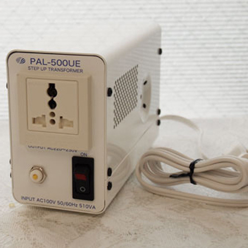 【納期目安：１週間】スワロー電機 【送料無料】PAL-500UE アップトランス 100V→220・230V 500W (PAL500UE)